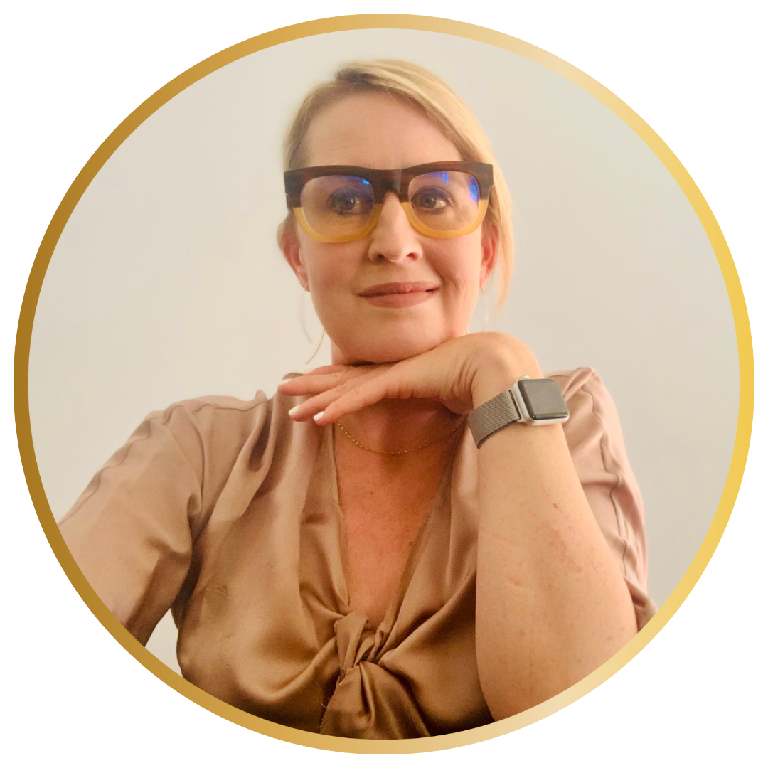 Len Gross Feature Headshot in round gold frame